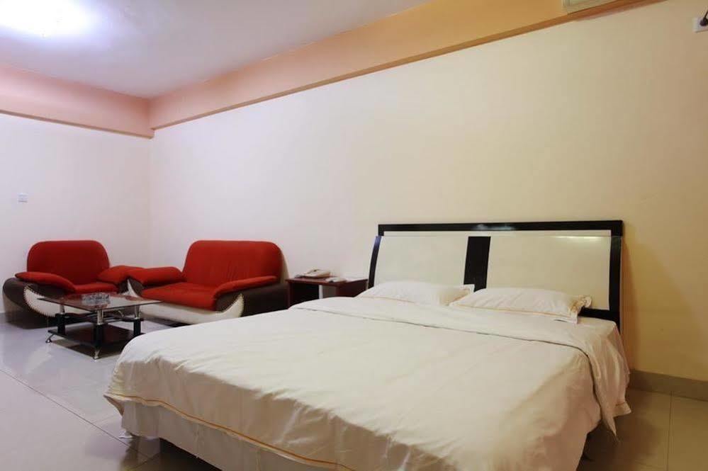 Taohuayuan Apartment Hotel 난닝 시 외부 사진